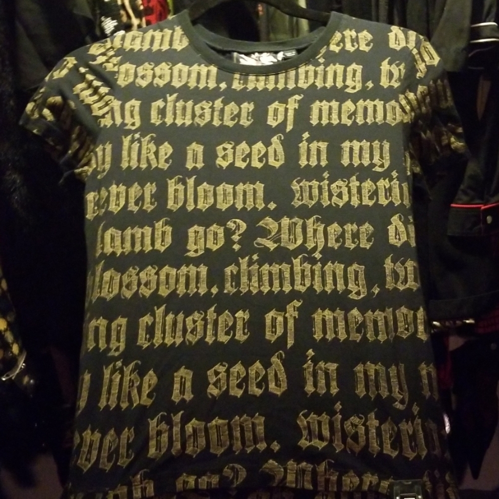 L.A.M.B. gold & short sleeve shirt M